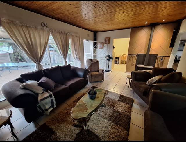 3 BEDROOM HOUSE FOR SALE IN VANDERBIJLPARK SE 7